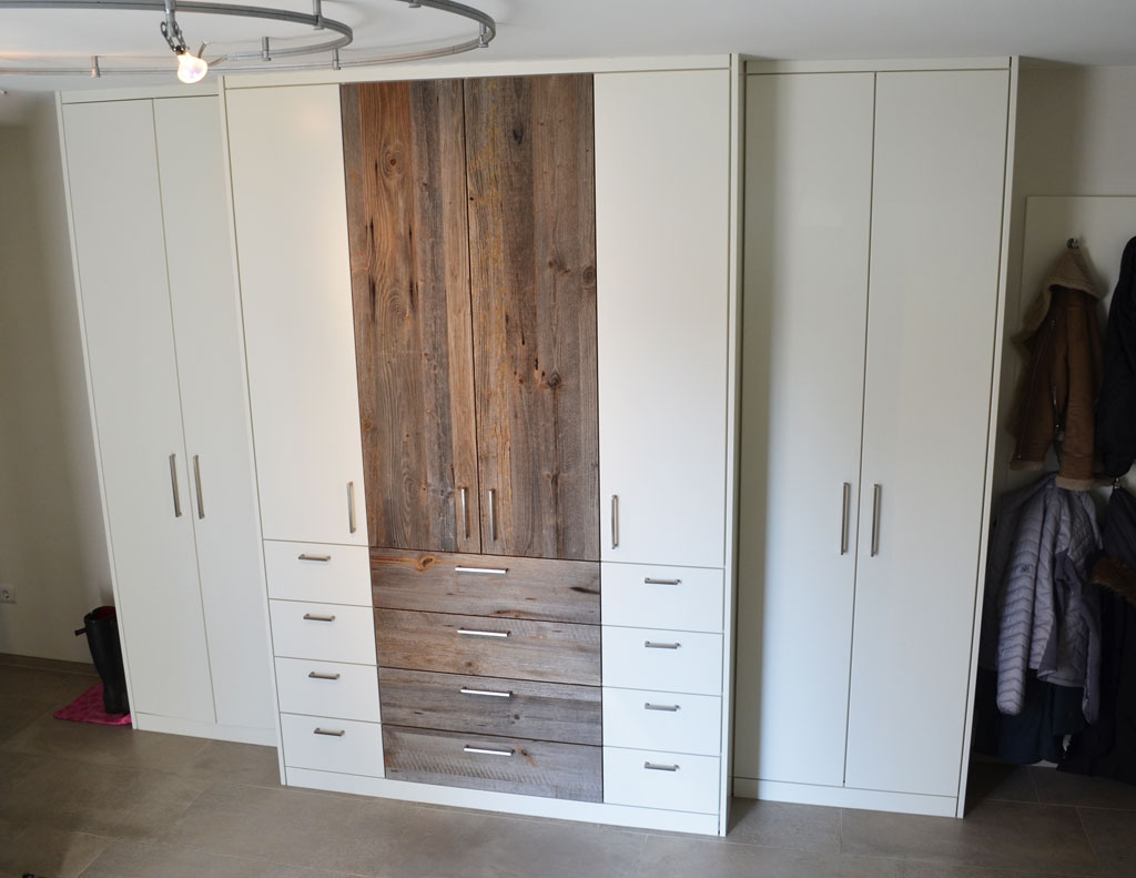 Flurschrank