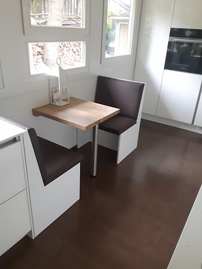 Bänke mit Tisch Bänke mit Tisch