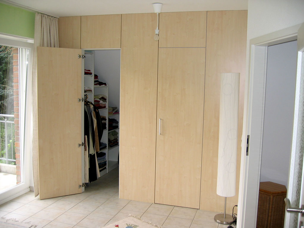 begehbarer Kleiderschrank